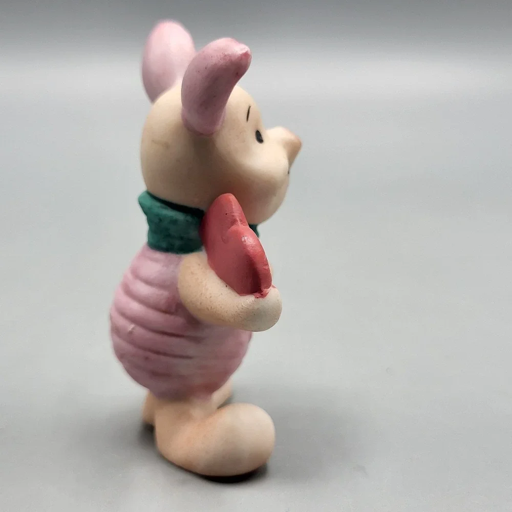 Disney Piglet Ceramic Figurine Small Heart Scarf Made in Japan Pink Shelf Decor